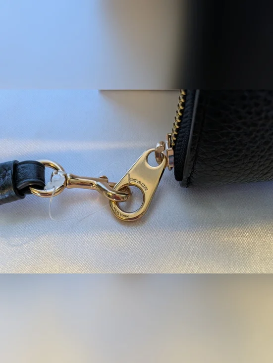 New! Coach Black Pebble Leather Large Zip Around Wallet - Picture 5 of 6